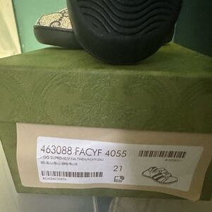 Gucci Sneakers size 21 toddlers worn one time